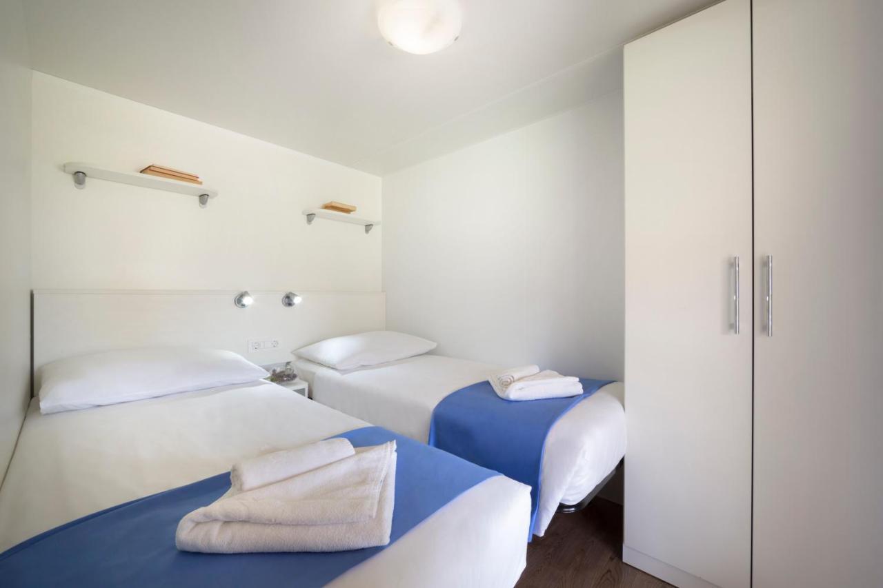 Maistra Camping Polari Mobile homes Rovigno Esterno foto