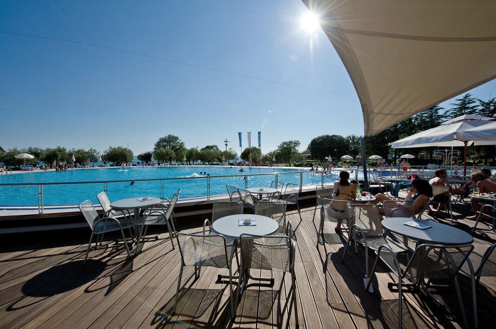 Maistra Camping Polari Mobile homes Rovigno Esterno foto