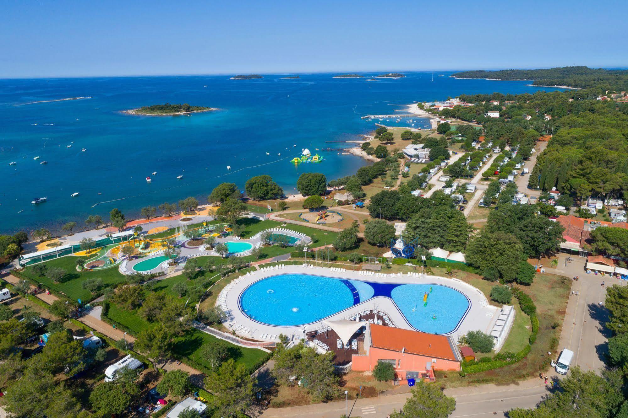 Maistra Camping Polari Mobile homes Rovigno Esterno foto